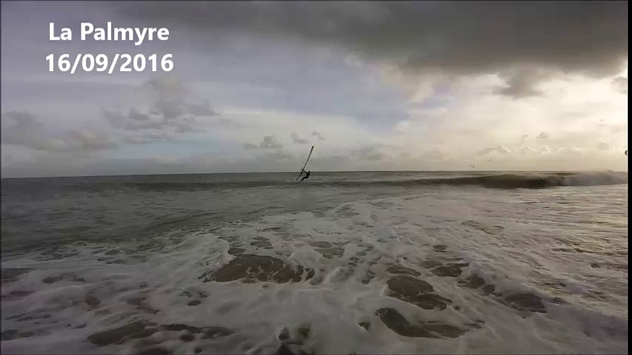 Petit surf à voile à La Palmyre