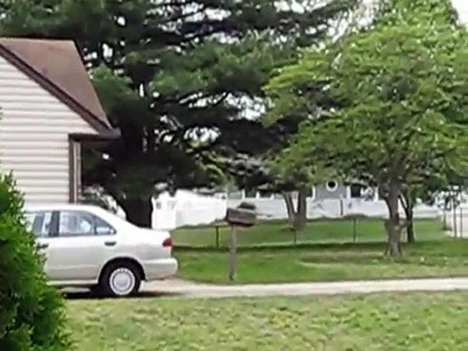 how to correctly install six 6' foot vinyl privacy fence - fencing tricks to proper installation-Vavj6T7avb0