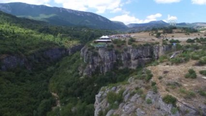 Türkiye'nin İlk Cam Seyir Terasına Ziyaretçi Akını