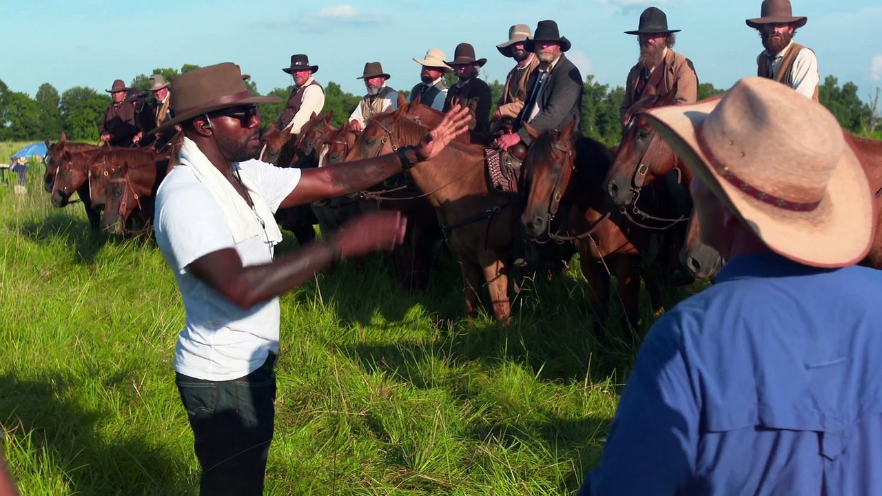 The Magnificent Seven Featurette - Magnificent Set to Be On