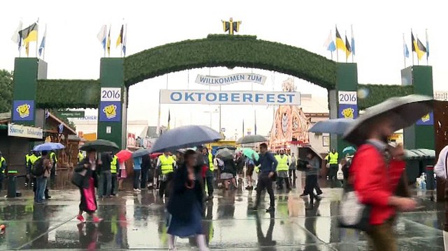 Oktoberfest opens under heightened security