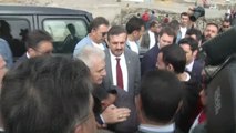 Başbakan Yıldırım'dan Şehit Köy Korucusunun Ailesine Taziye Ziyareti