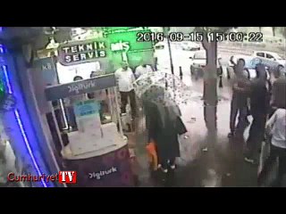 Ödünç aldığı ceketten çıkan bıçak katil yaptı