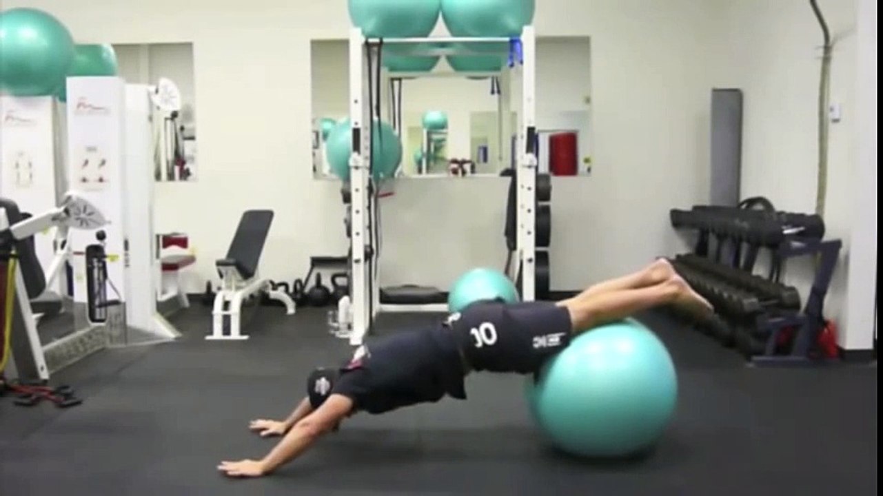 Killer Abs Exercise - Pike Roll Out on Fitness Ball
