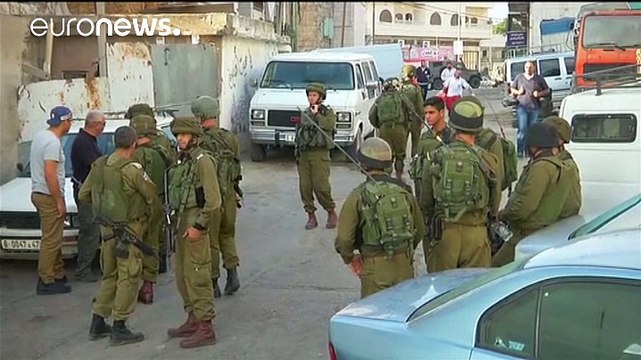 مقتل شاب فلسطيني بعد طعنه جنديا اسرائيليا