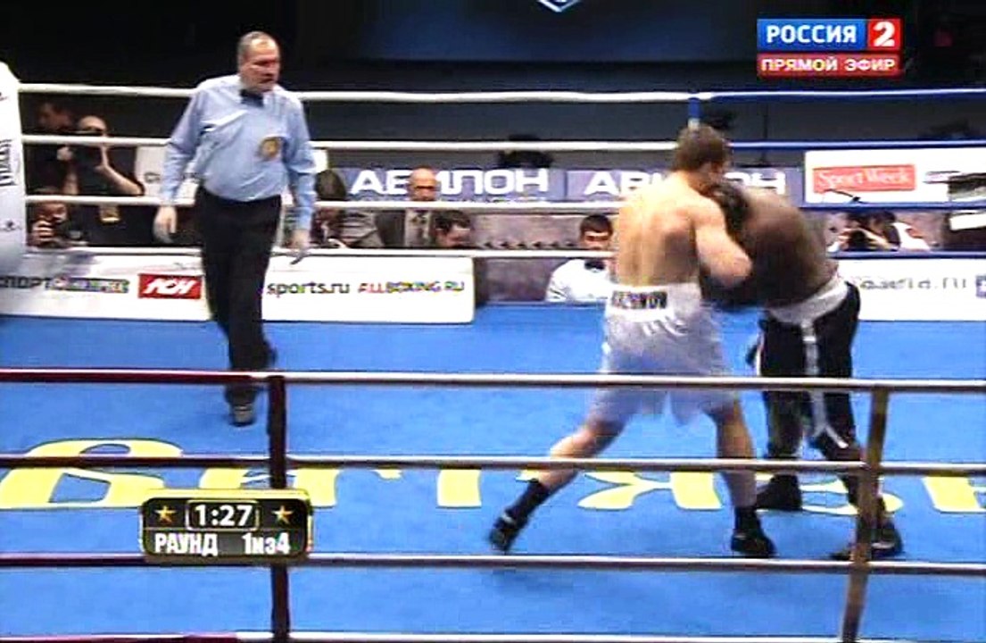 Sergey Rozhnov vs. Owen Beck