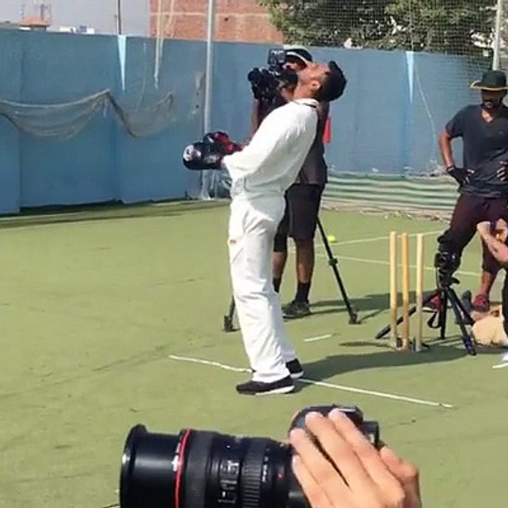 Amir Khan to Shoaib Malik
