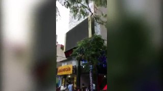 Hà Nội Cháy lớn tại quán karaoke ở Nguyễn Khang, điều xe vòi rồng đến dập lửa