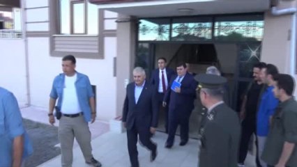 Başbakan Yıldırım, Şehit Ailelerini Ziyaret Etti