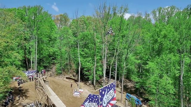 World's First Reclining Sofa Chair Jump - Crum