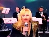 Bonnie Tyler - holding out for a hero -Raffaella Carrà (cover)