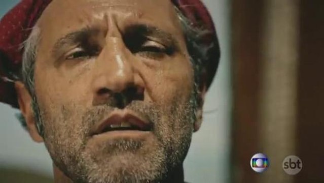 Amigos e familiares se despedem do ator Domingos Montagner