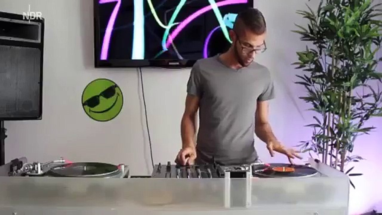 DJ School 38 by Pino Saluci - Die DJ Schule in Braunschweig (Bericht im NDR (Hallo Niedersachsen)