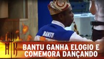 Bantu ganha elogio e comemora de forma impagável