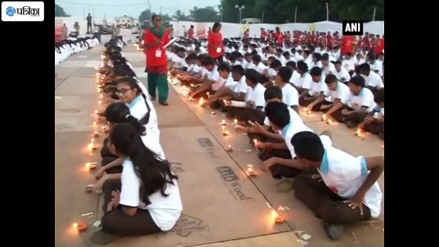 989 Lamps Lit Simultaneously By Divyangs On Eve Of PM's Birthday