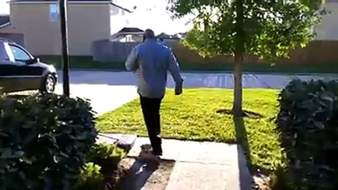 Angry kid steals dad's car... WTF video Dailymotion