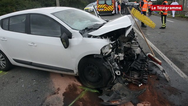 Ploubezre (22). L'accident fait deux blessés graves