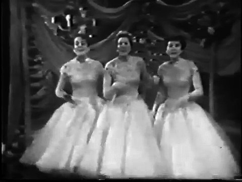 The Andrews Sisters Live - Bei Mir Bistu Shein & South America, Take It Away