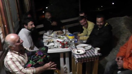 KARŞINIZDA ÜSTAT TULUMCU MAHMUT TURAN