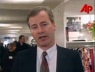 Princess Diana at London Fashion Show