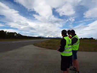 Ghisonaccia:  Les têtes en l'air mais dans les nuages pour l'édition 2016 de ce meeting d'aéromodélisme