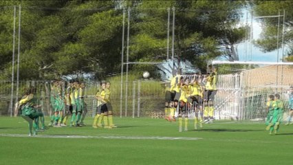 Magnifique coup franc de Arno contre Venelles en match de préparation