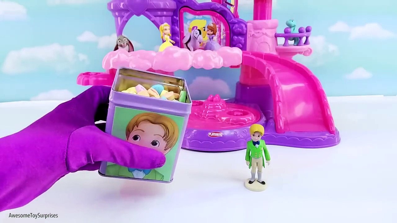 Sofia the First Move to Fun Play House 4