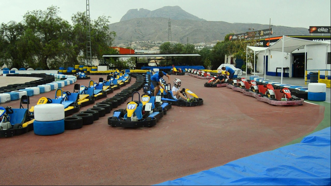 Квартинг в Бенидорме KARTING LA VILA - отдых в Испании