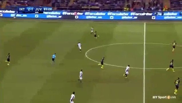 Ever Banega Horror Foul Red Card HD - Inter 2-1 Juventus 18-09-2016 HD