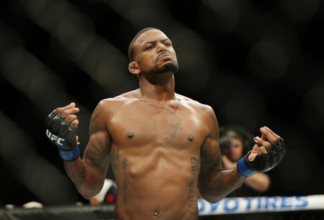 Joe Silva's shoes: What's next for Michael Johnson?