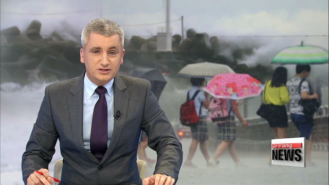 Typhoon Malakas triggers sea and land warnings for Jeju Island