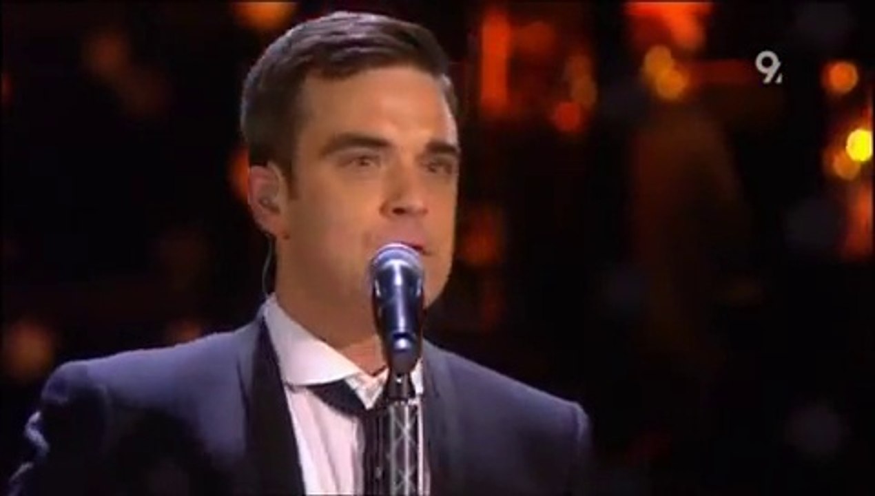 Just wow! Hope Robbie Williams comes back out to Oz to tour✌