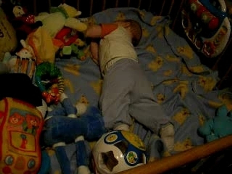 Louis dans son parc (5 mois)