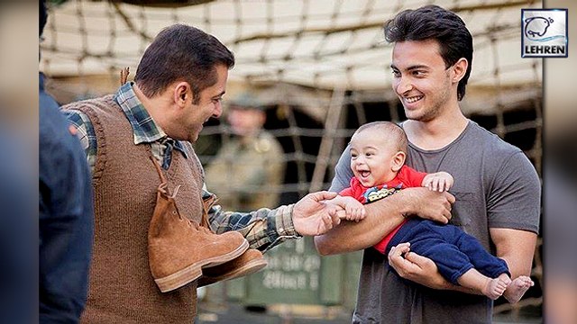 Salman Khan's CUTE MOMENT With Nephew Ahil!
