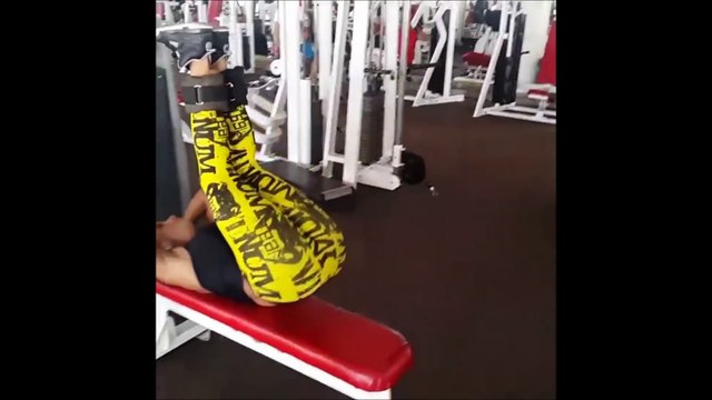 SONIA ISAZA - Fitness Model Exercises for Ripped Six-Pack Abs @ Colombia