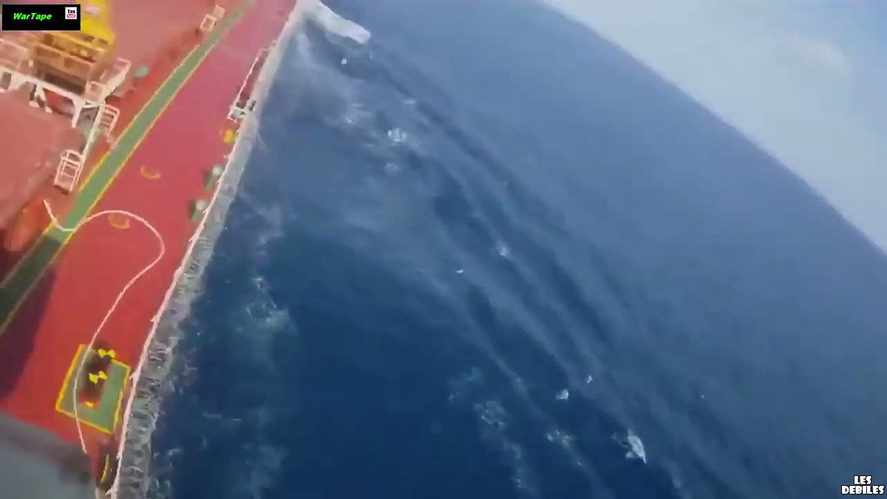 Des pirates attaquent le mauvais bateau