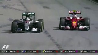Singapore 2016 F1 Räikkönen overtakes Hamilton