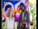 époustouflant Ce que couple reprend “ CONTANE NA ” de Youssou Ndour ! Regardez
