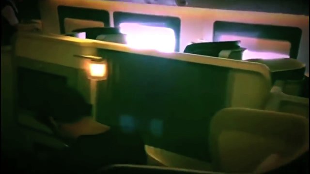 Kala Chashma Dance In Flight - Katrina Kaif , Alia Bhatt, Parineeti Chopra , Sidharth Malhotra - YouTube