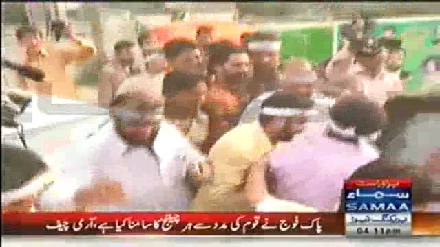 Jaan Nisar force ne Sahafi Say Badtameezi Ka Ilzam Laga Ker Gullu Butt ki bhai pitayi kardi, PMLN ka Lataluqi Ka Izhar -