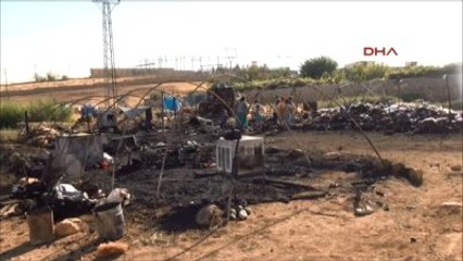 Nusaybin'de Çadırda Yaşayan Ailelerin 2 Çadırı Yandı