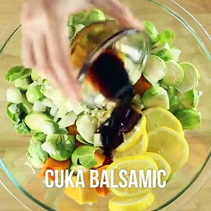 Ayam Labu Madu dan Brussels Sprout