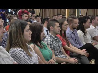 Report TV - Haxhinasto: Duhen investime në arsimimin dhe kualifikimin e rinisë