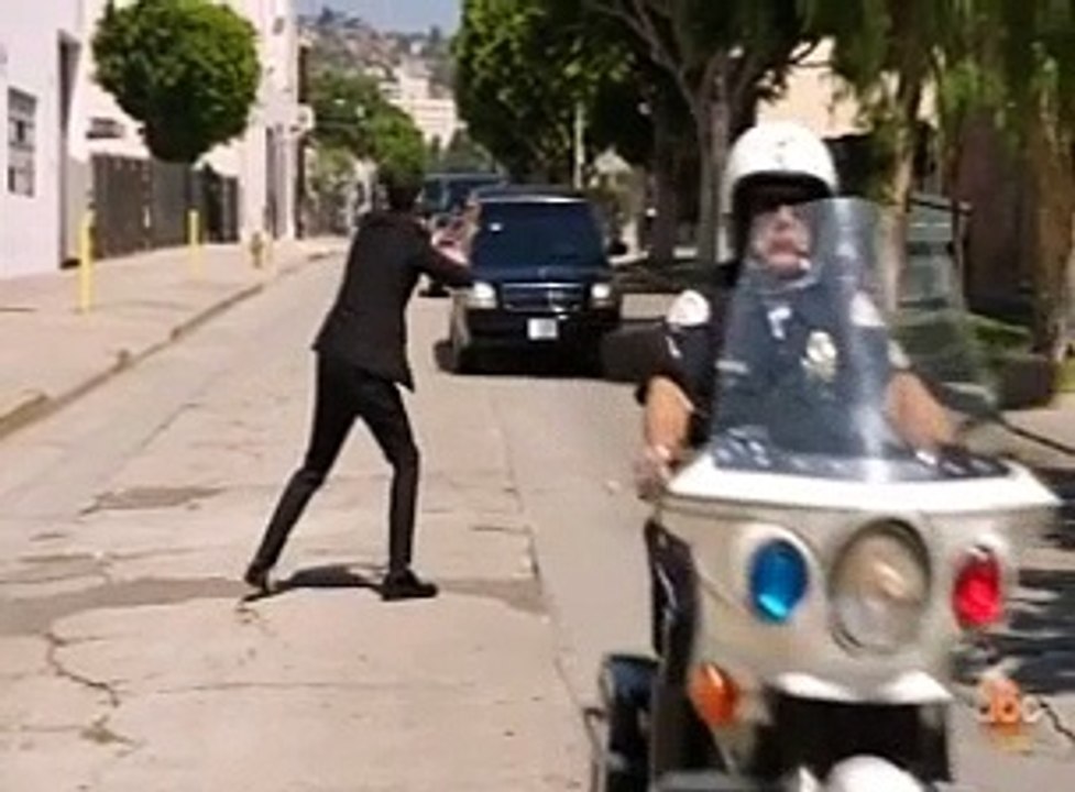 No One Is Safe! Jimmy Kimmel's Hysterical Opening Monologue At The 2016 Emmys Pokes Fun At Marcia Clark, Mark Burnett, & More