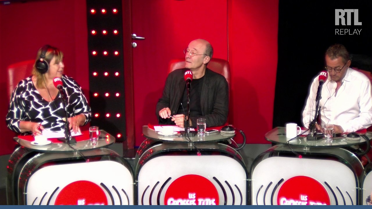 Michèle Bernier et Arielle Dombasle reprennent Frida Oum Papa