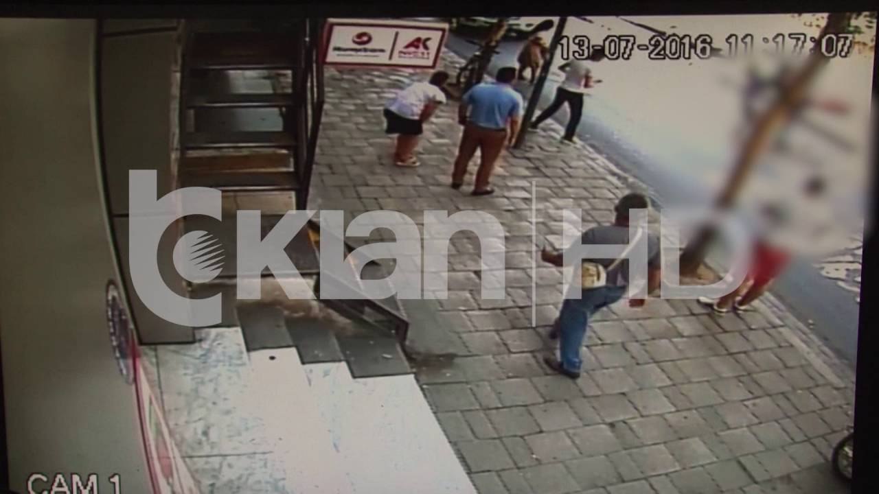 AKSIDENT I FRIKSHEM, MAKINA PERPLAS PER VDEKJE NENEN E DY FEMIJEVE