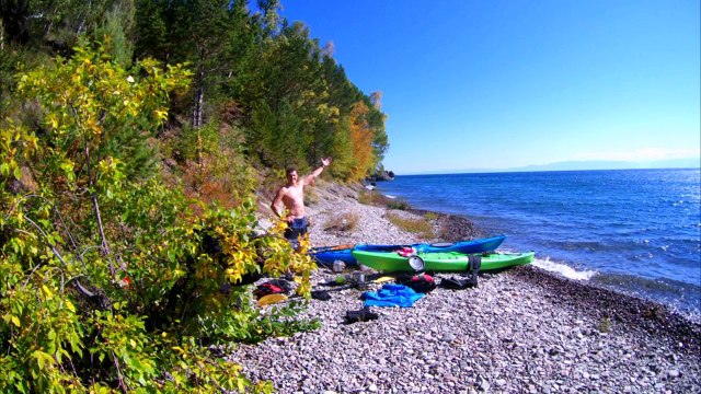 У моря, у синего моря...