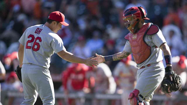 BenFred: More Faith in Cards or Giants?