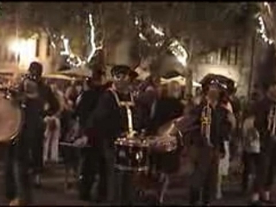 Reportage fête votive UZES dans la Rue