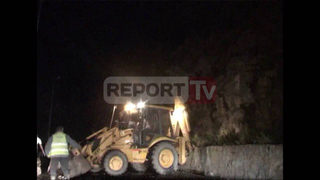 Report TV - Reshjet e shiut në Lezhë, rrëshqitje dherash dhe gurësh në Shëngjin